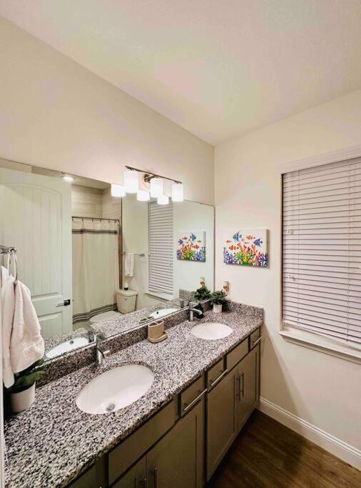 Luxury King Suite, 3Br 2Ba, Beach Vibe, Top-Tier Amenities, Prime Location Palm Coast Exterior photo
